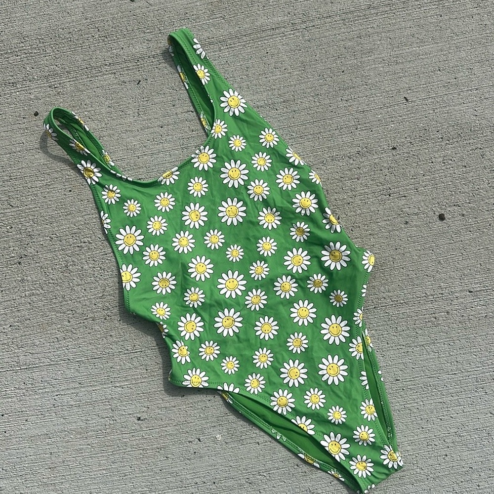 Aerie one piece swimsuit S NWT.